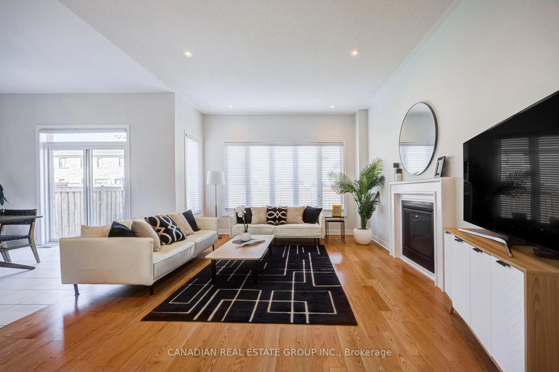 Photo 11 of 22 Schwalm Crescent, New Tecumseth, Tottenham — HOMEH