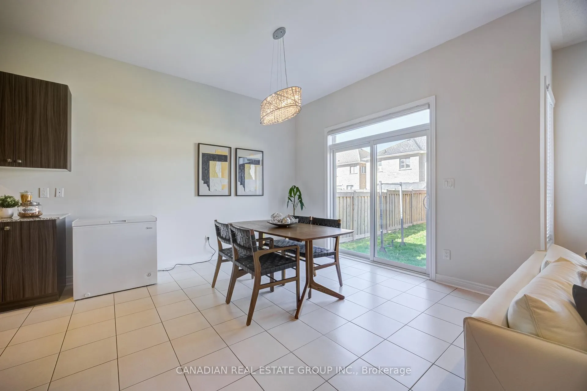 Photo 13 of 22 Schwalm Crescent, New Tecumseth, Tottenham — HOMEH