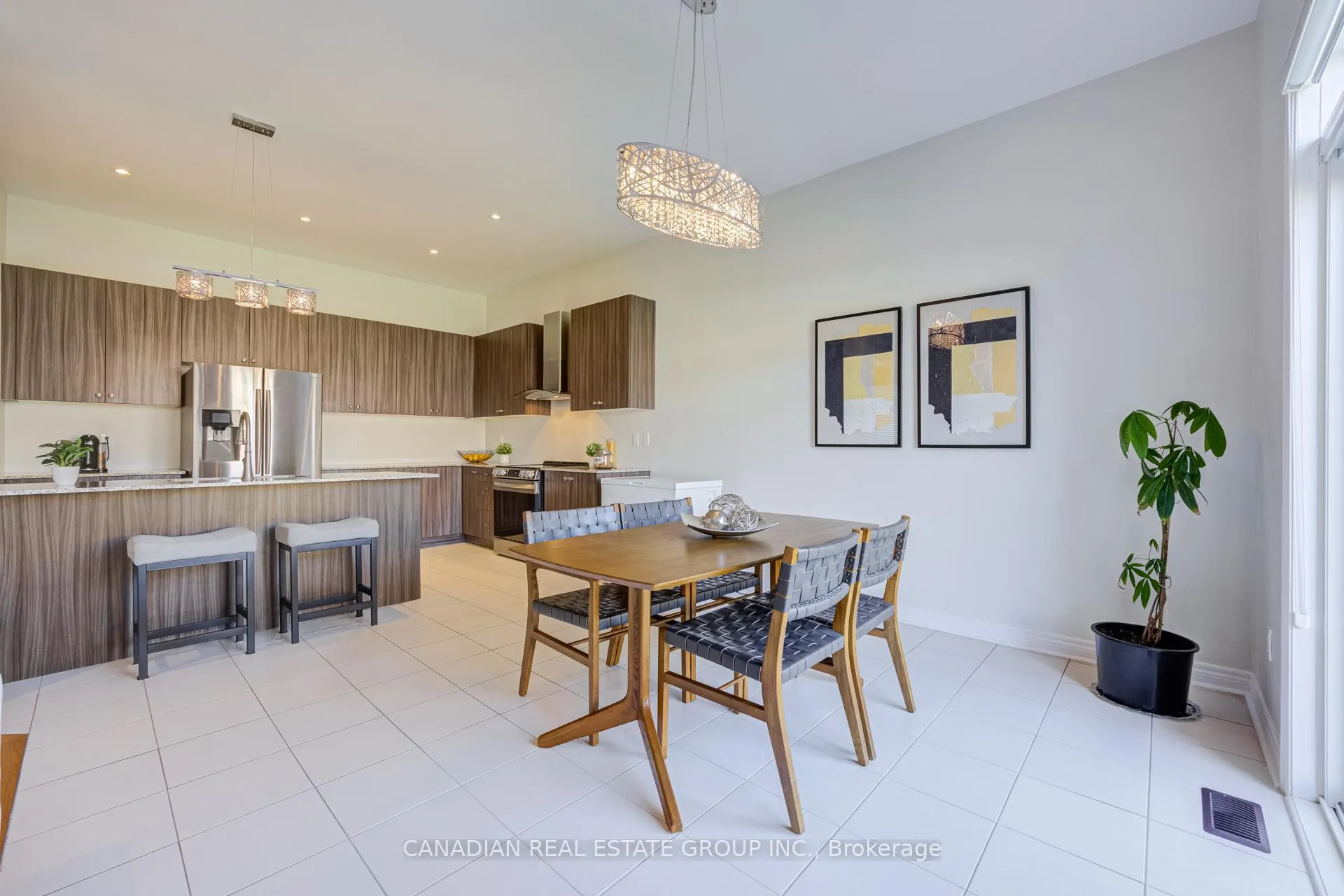 Photo 14 of 22 Schwalm Crescent, New Tecumseth, Tottenham — HOMEH