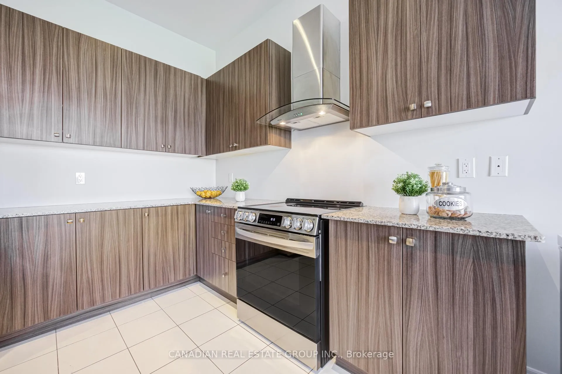 Photo 18 of 22 Schwalm Crescent, New Tecumseth, Tottenham — HOMEH