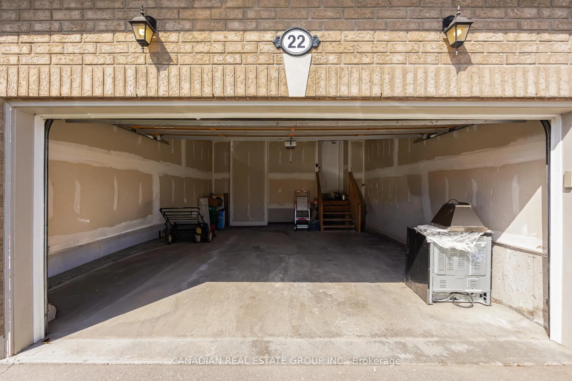 Photo 44 of 22 Schwalm Crescent, New Tecumseth, Tottenham — HOMEH
