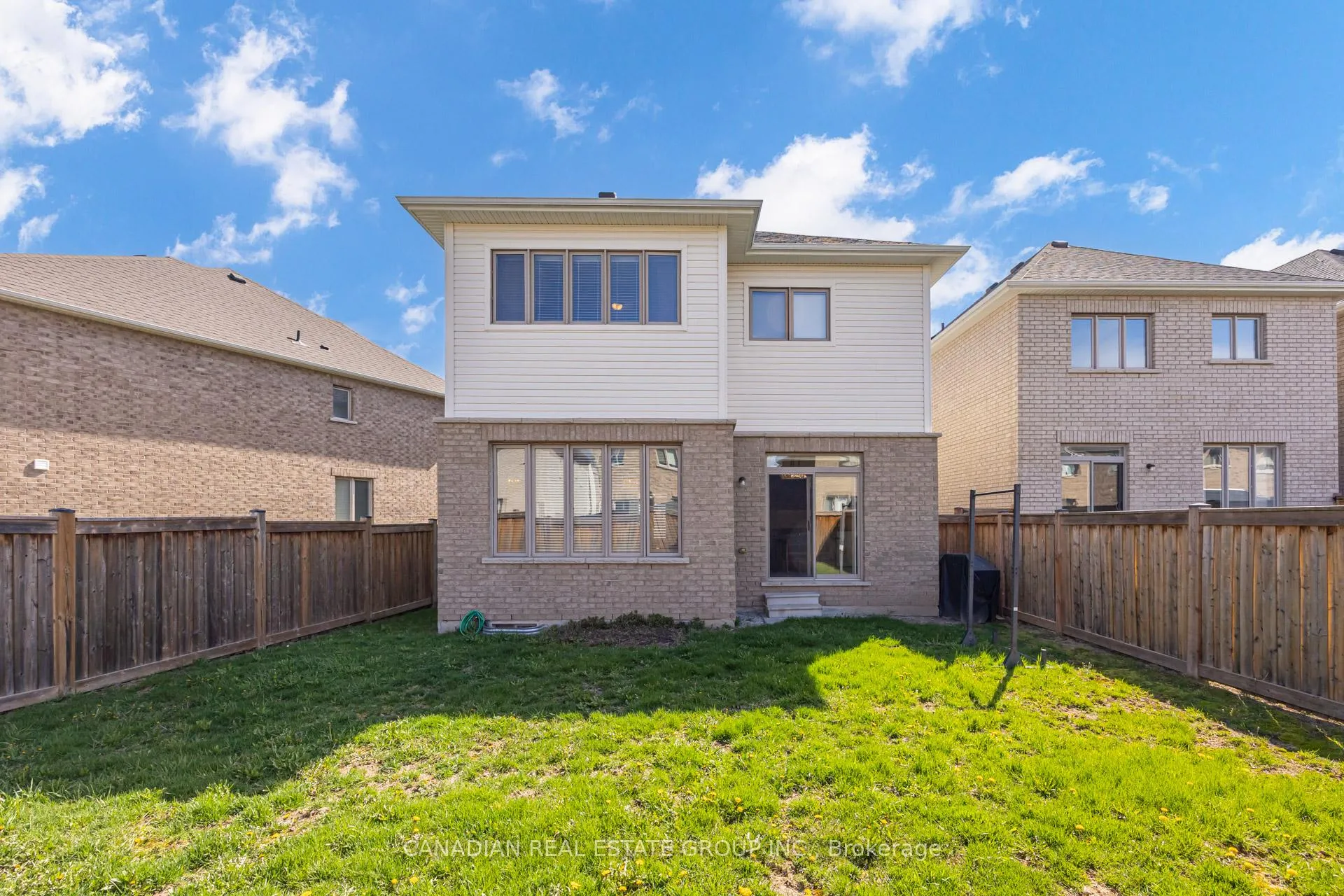 Photo 47 of 22 Schwalm Crescent, New Tecumseth, Tottenham — HOMEH
