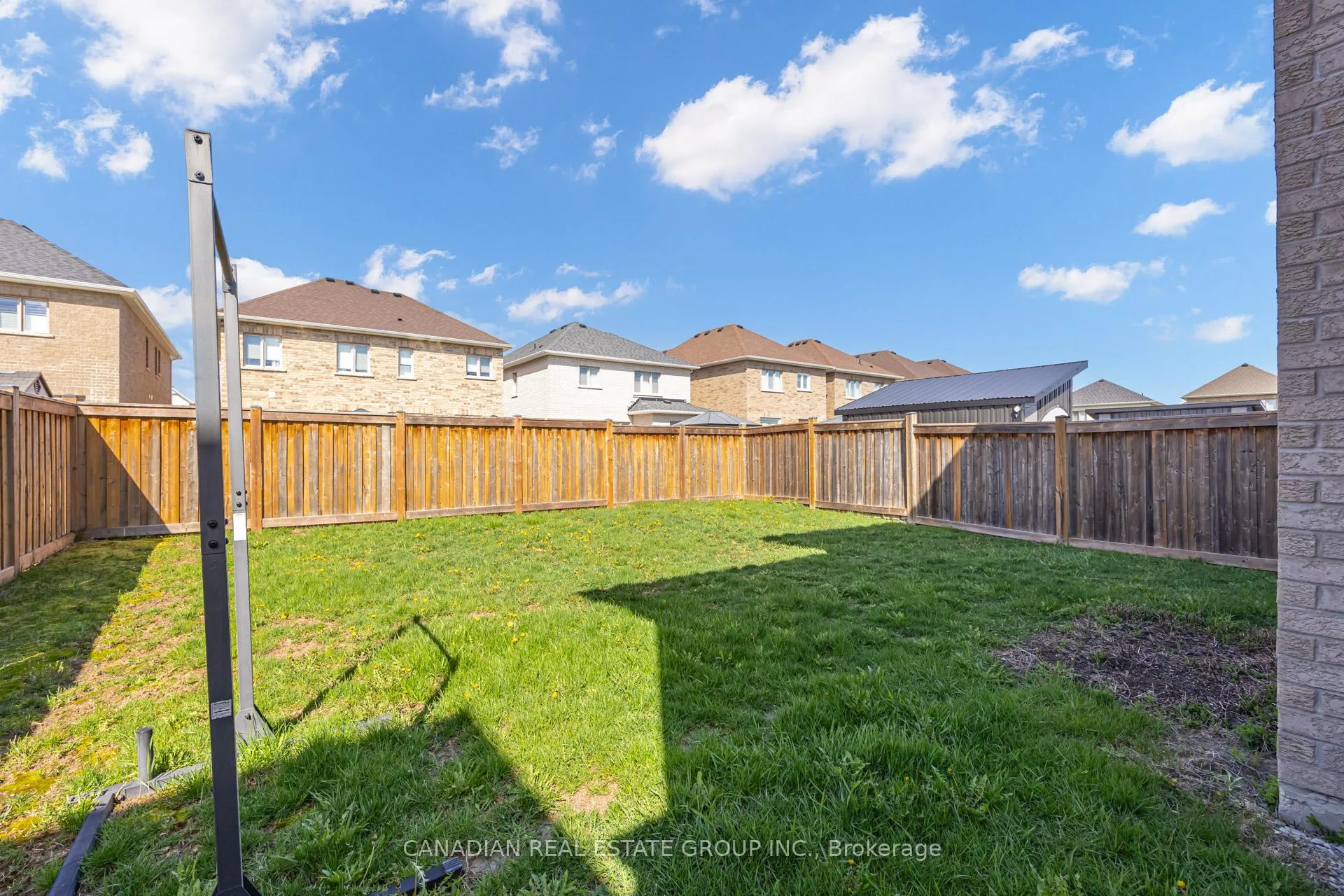 Photo 50 of 22 Schwalm Crescent, New Tecumseth, Tottenham — HOMEH