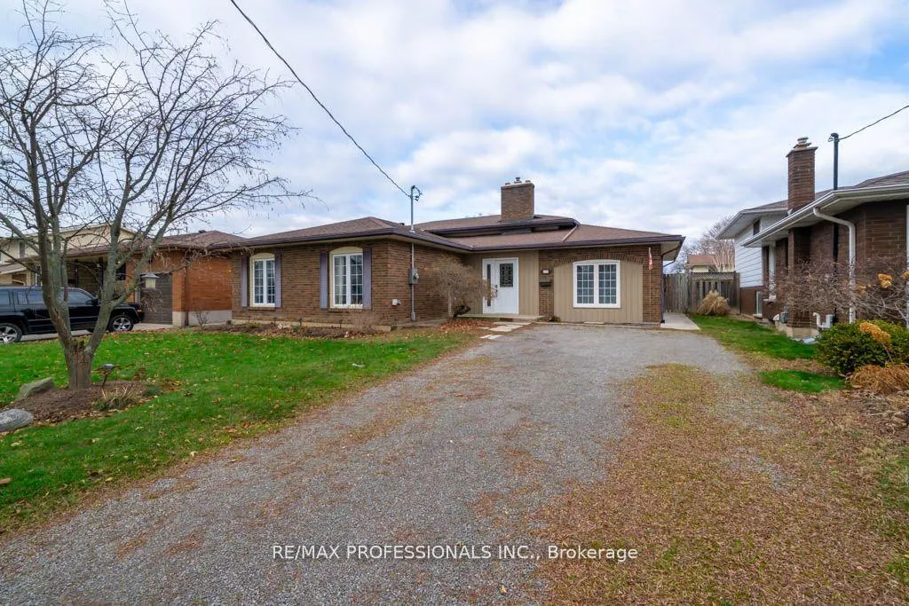 Photo 1 of Unit Upper, 13 Baraniuk Street, St. Catharines, Lakeport — HOMEH