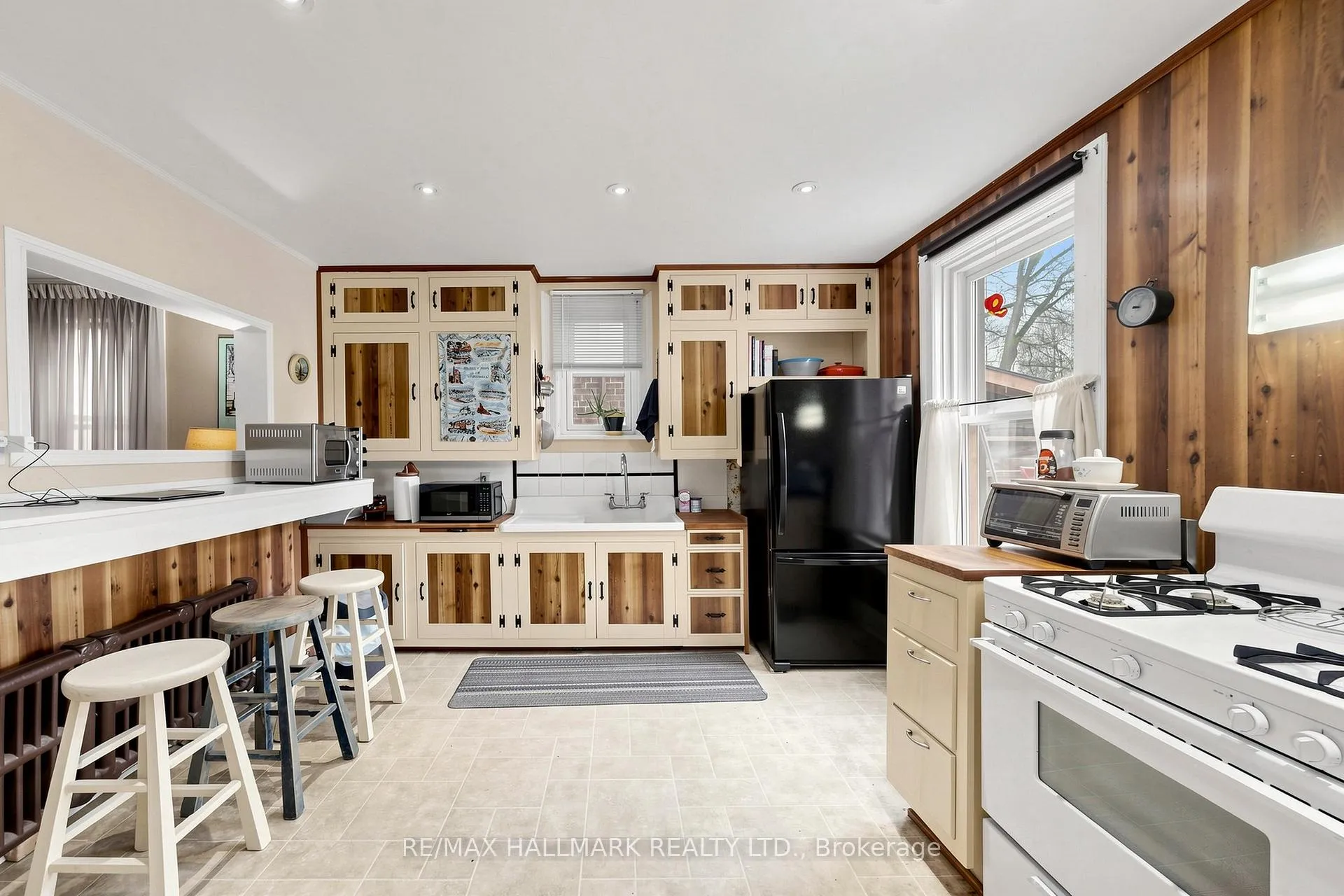 Photo 7 of 38 Norwood Road, Toronto, East End-Danforth — HOMEH