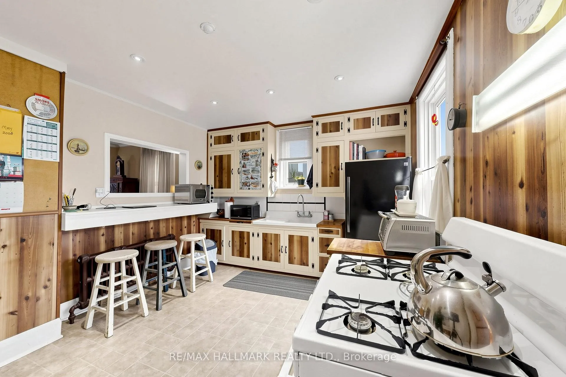 Photo 8 of 38 Norwood Road, Toronto, East End-Danforth — HOMEH