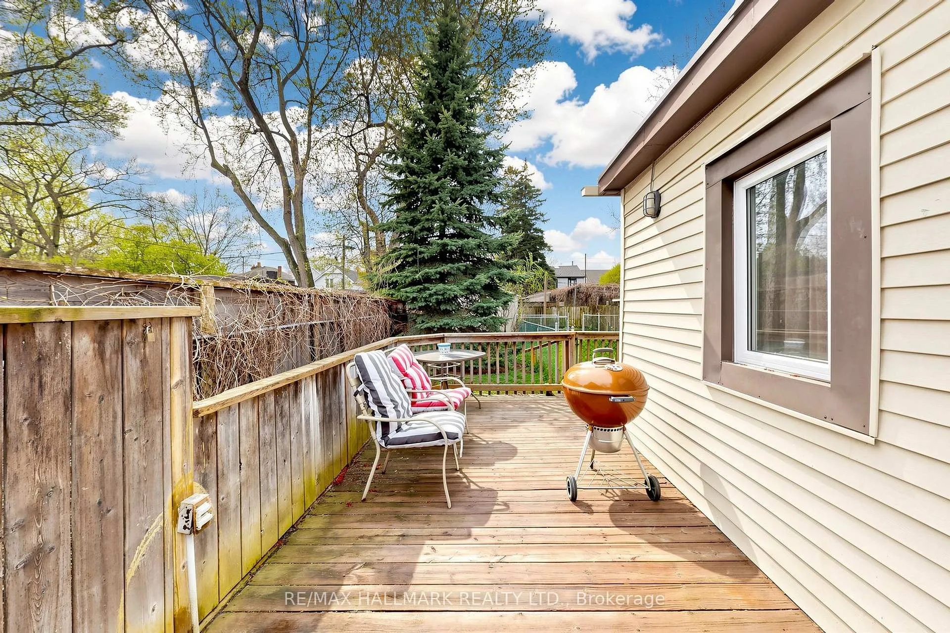 Photo 19 of 38 Norwood Road, Toronto, East End-Danforth — HOMEH