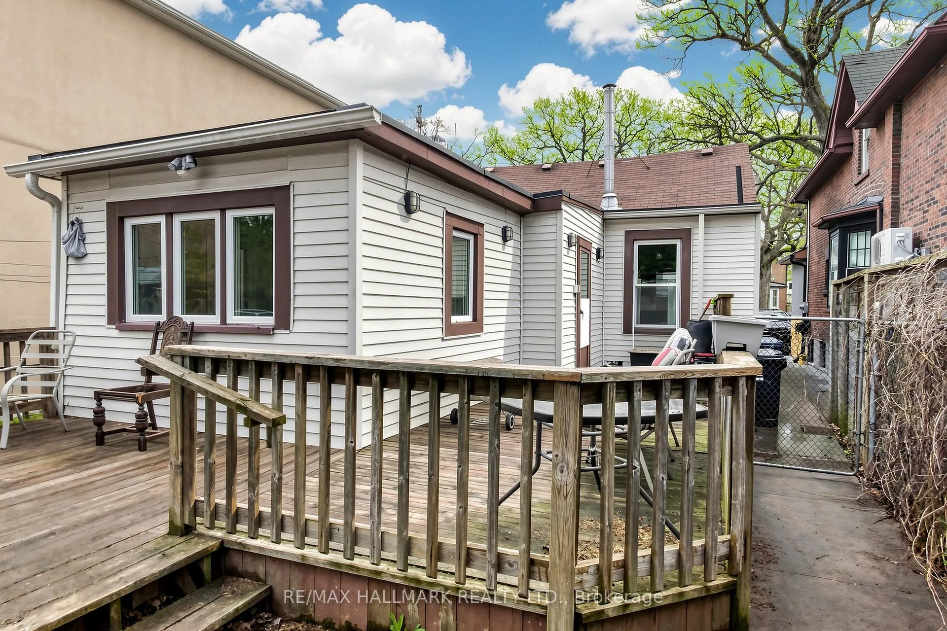 Photo 21 of 38 Norwood Road, Toronto, East End-Danforth — HOMEH