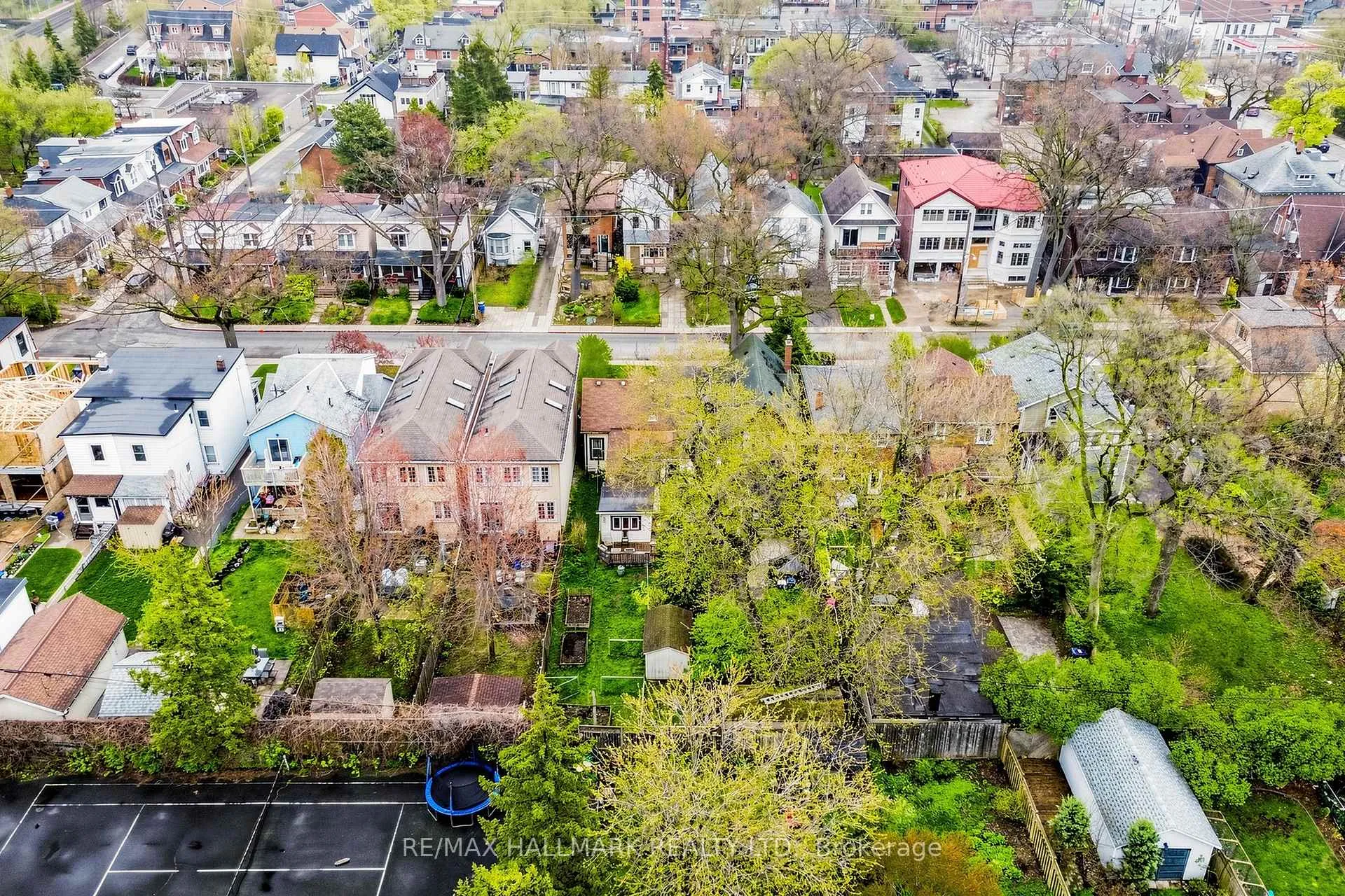 Photo 26 of 38 Norwood Road, Toronto, East End-Danforth — HOMEH