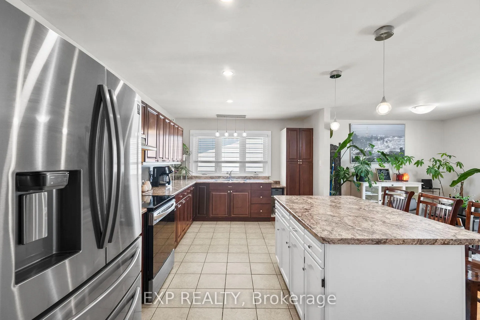 Photo 5 of 386 May Street, Brock, Beaverton — HOMEH