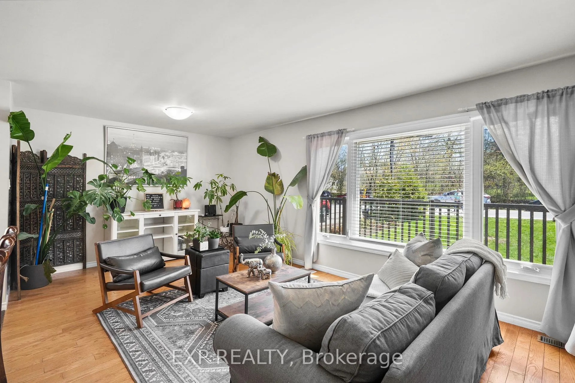 Photo 10 of 386 May Street, Brock, Beaverton — HOMEH