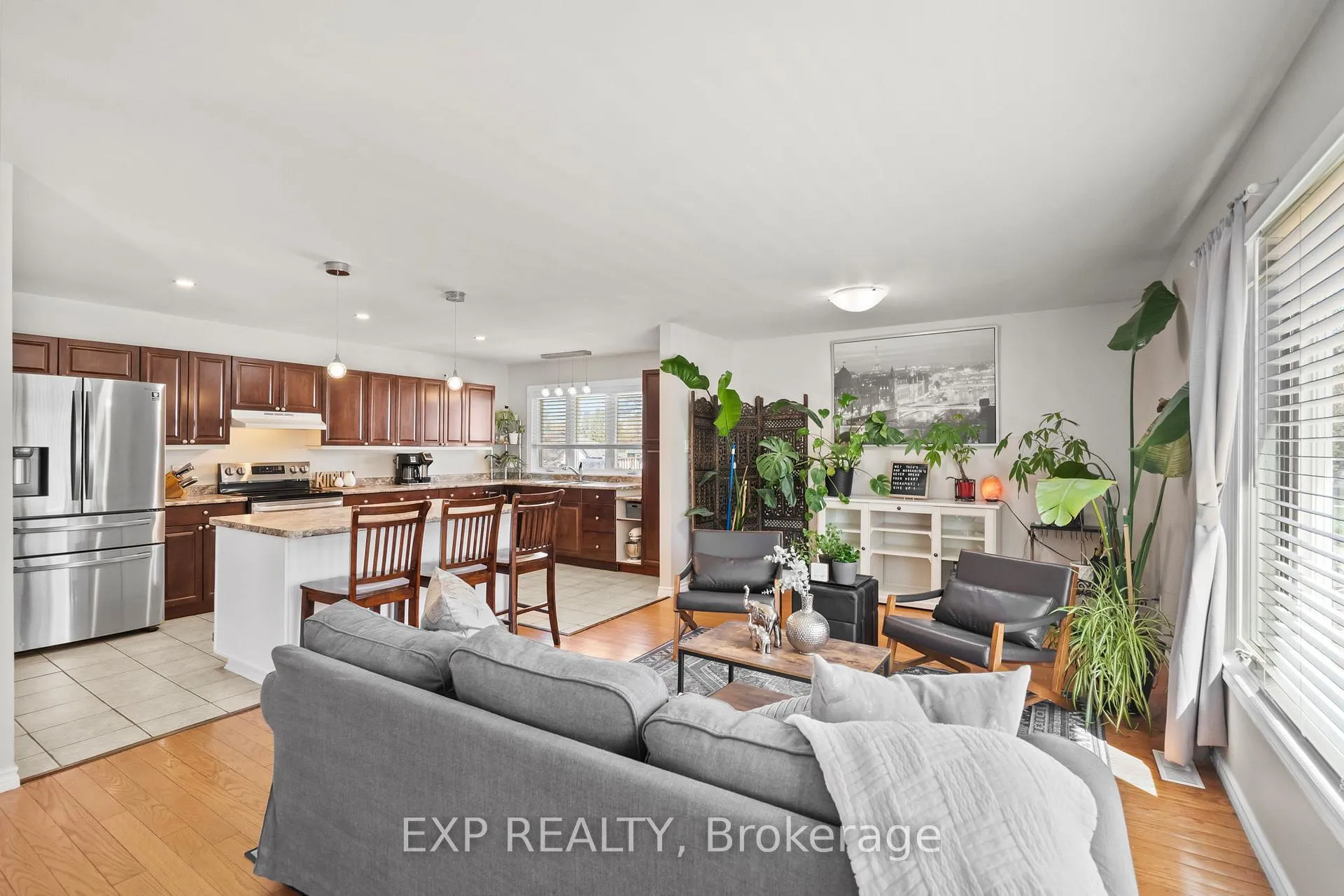 Photo 11 of 386 May Street, Brock, Beaverton — HOMEH
