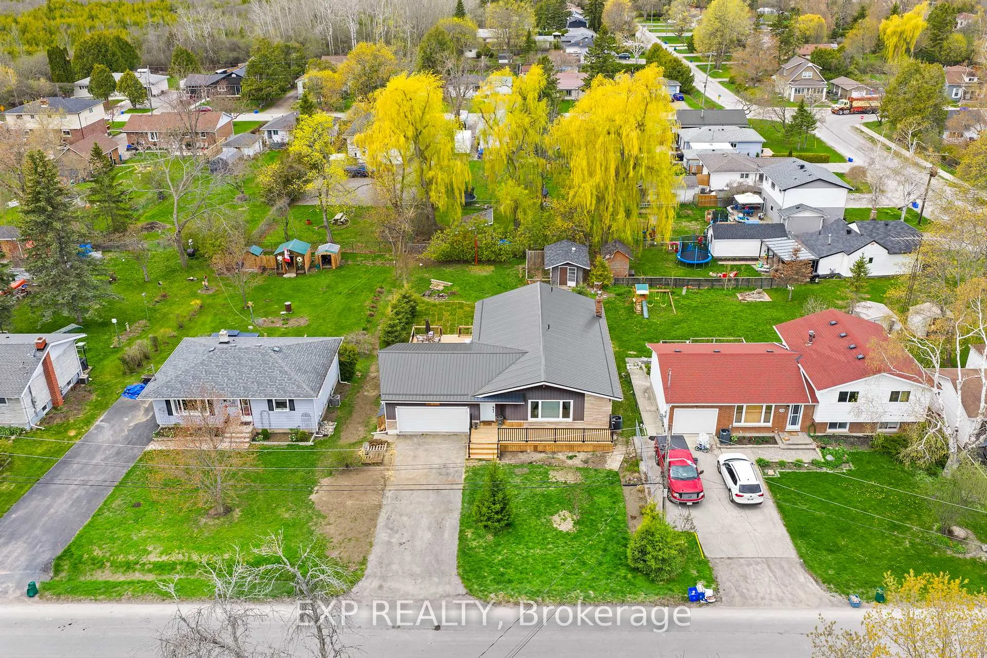Photo 47 of 386 May Street, Brock, Beaverton — HOMEH