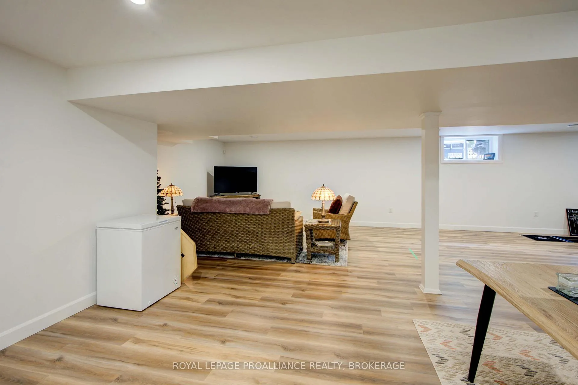 Photo 31 of 125 Maplecroft Court, Gananoque — HOMEH