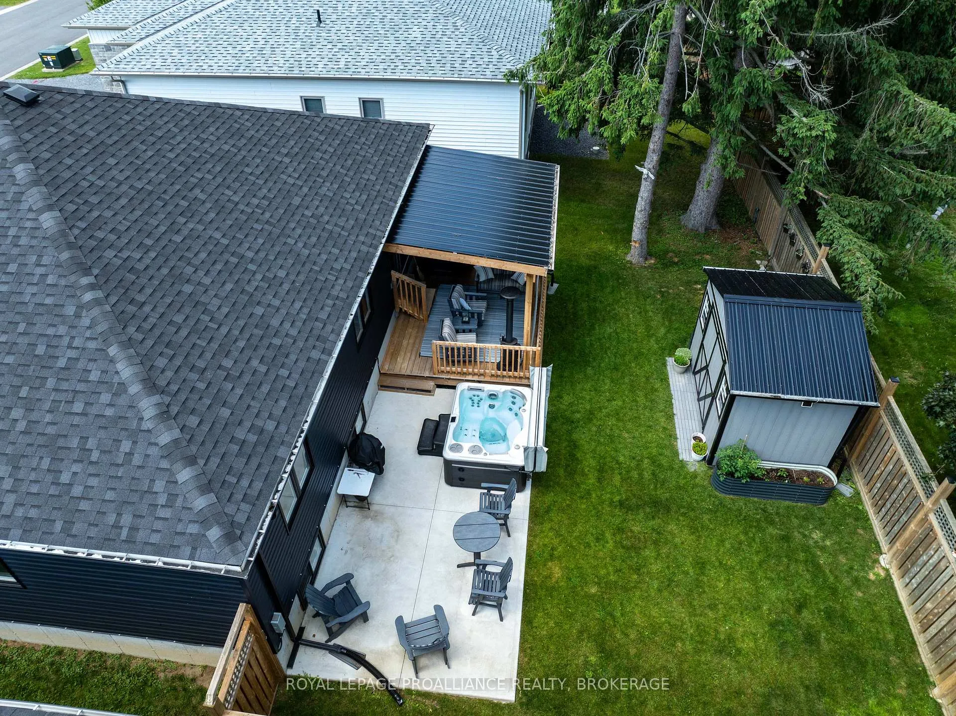 Photo 45 of 125 Maplecroft Court, Gananoque — HOMEH