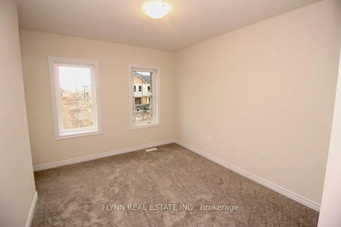 Photo 10 of 272 Explorer Way, Thorold, Rolling Meadows — HOMEH
