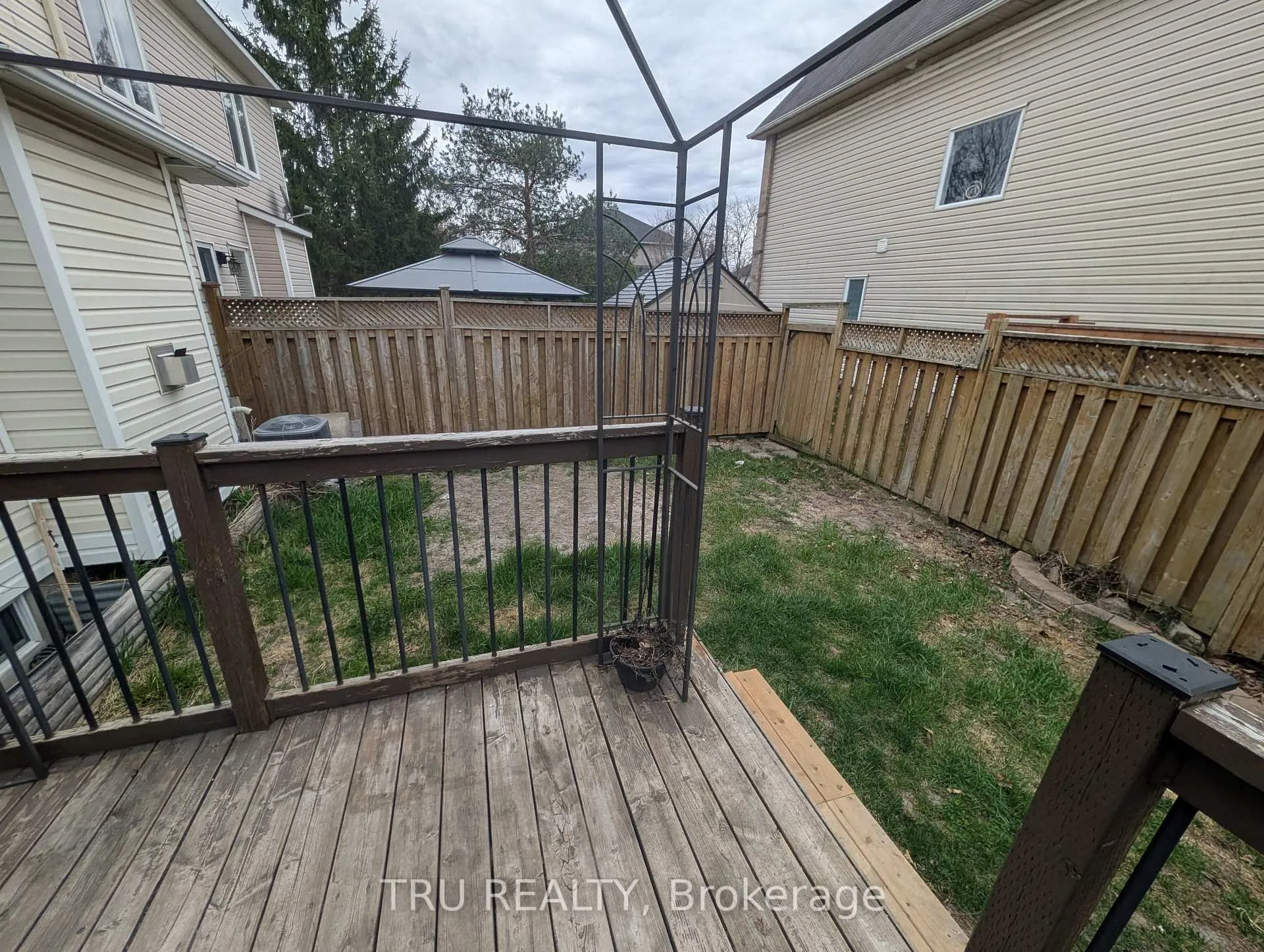 Photo 29 of 94 Hathaway Drive, Ottawa, Barrhaven East — HOMEH