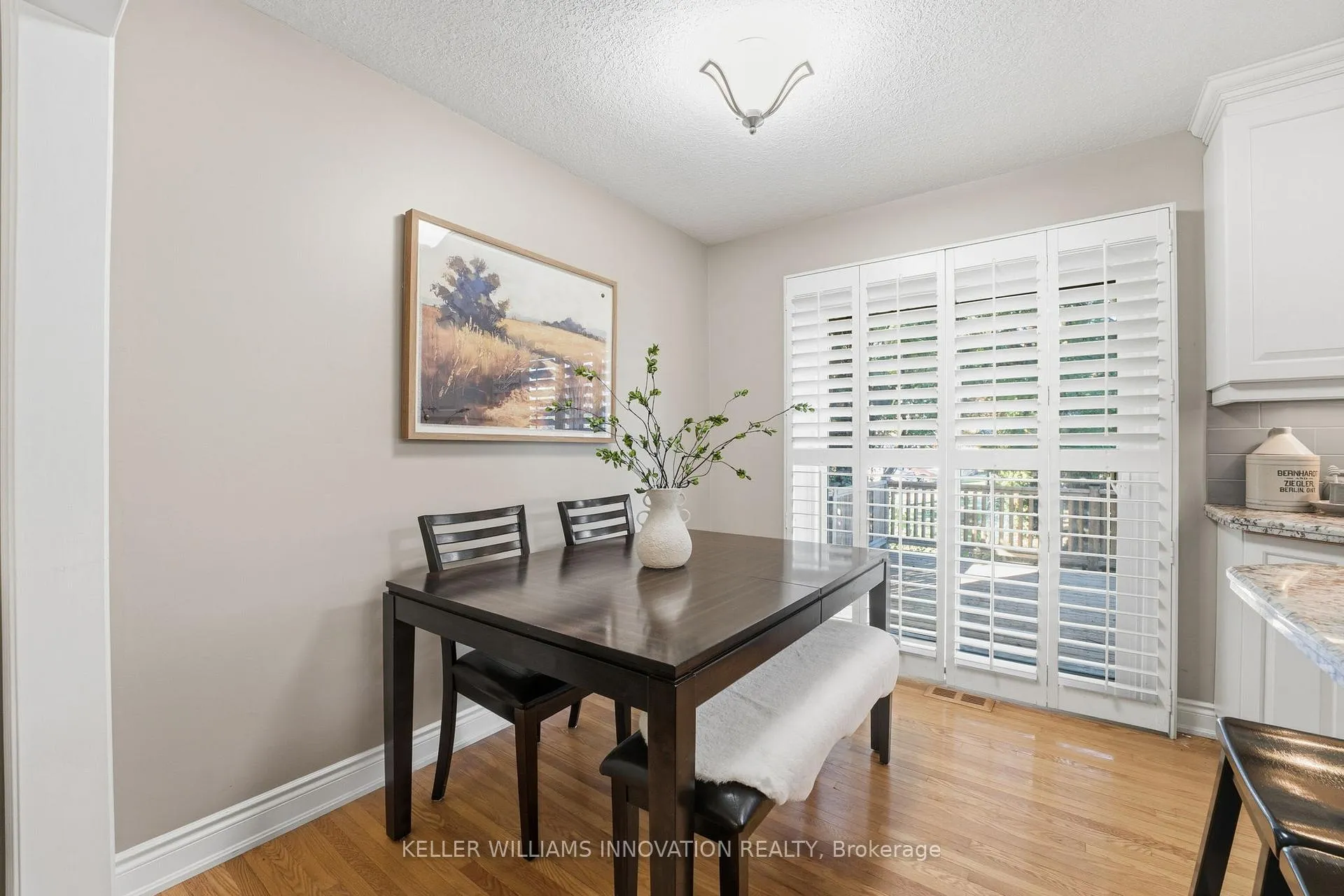 Photo 14 of 37 Kensington Avenue, Kitchener — HOMEH