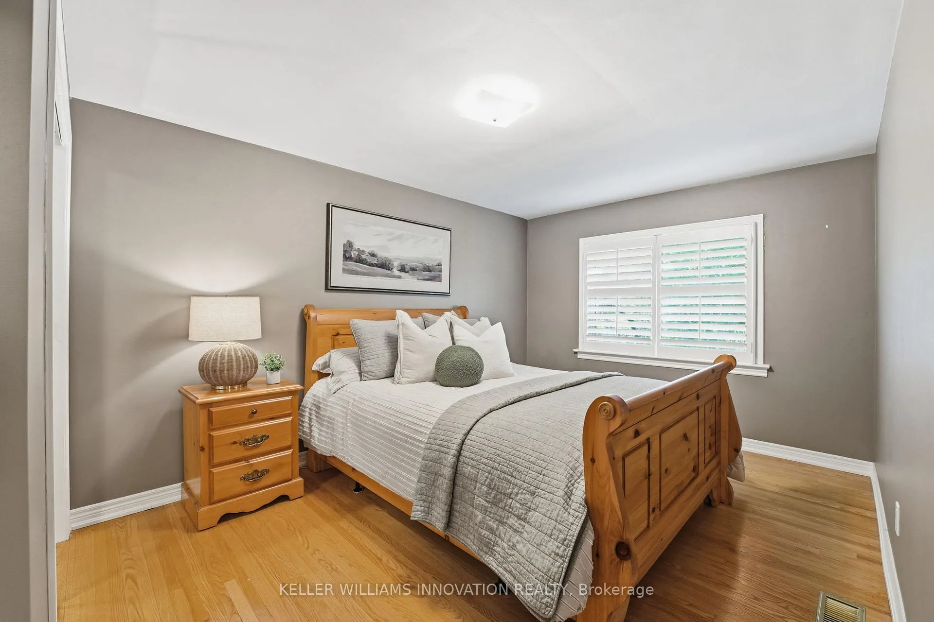 Photo 15 of 37 Kensington Avenue, Kitchener — HOMEH