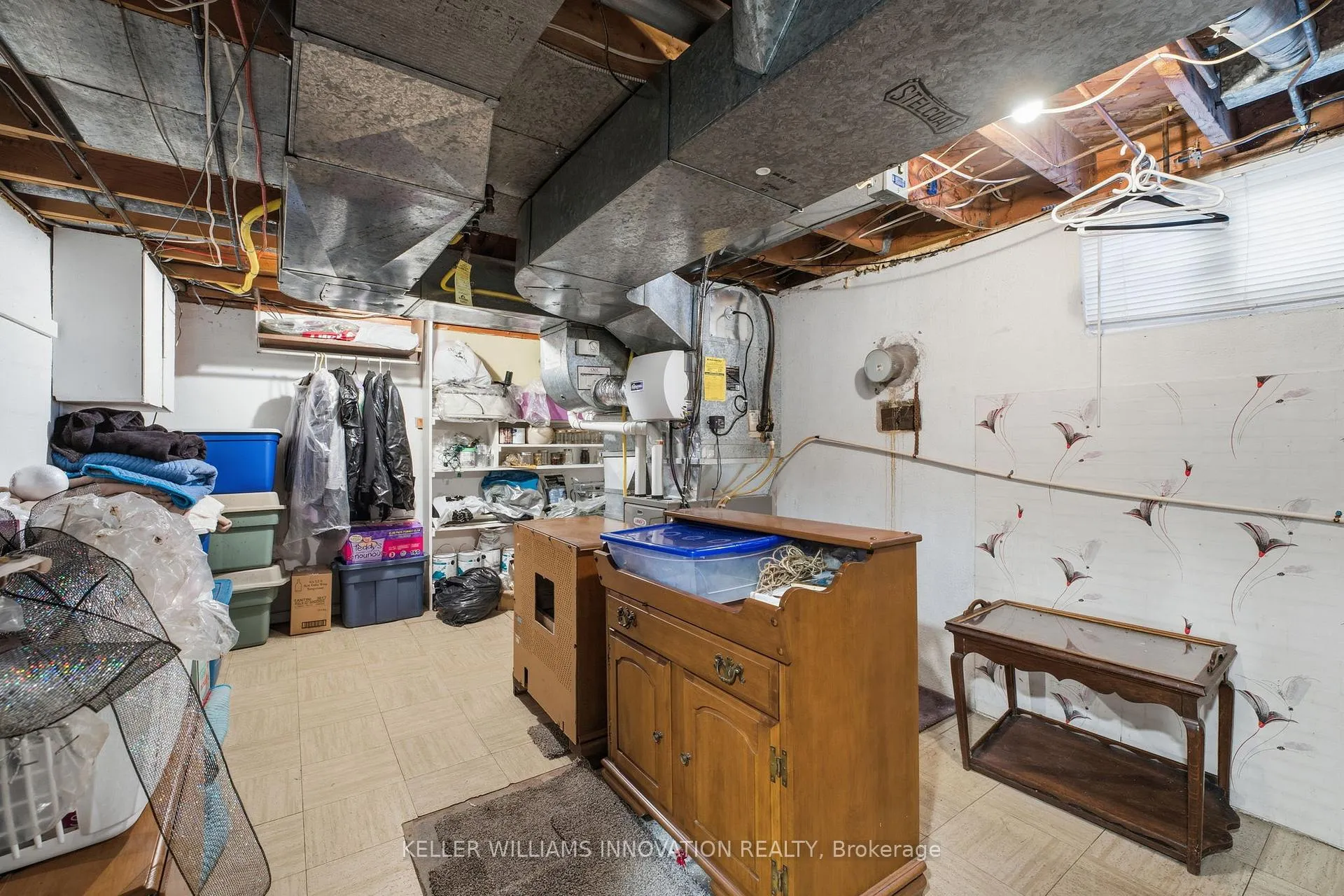 Photo 23 of 37 Kensington Avenue, Kitchener — HOMEH