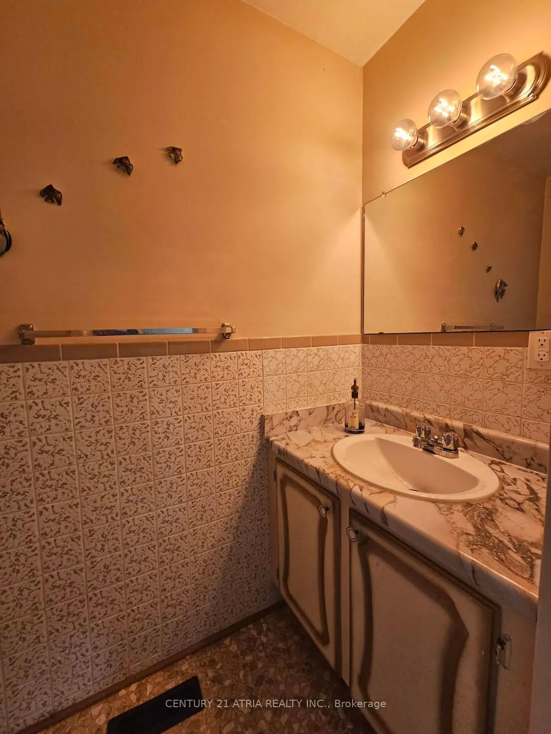Photo 23 of 10 Kings Inn Trail, Markham, Bayview Fairway-Bayview Country Club Estates — HOMEH