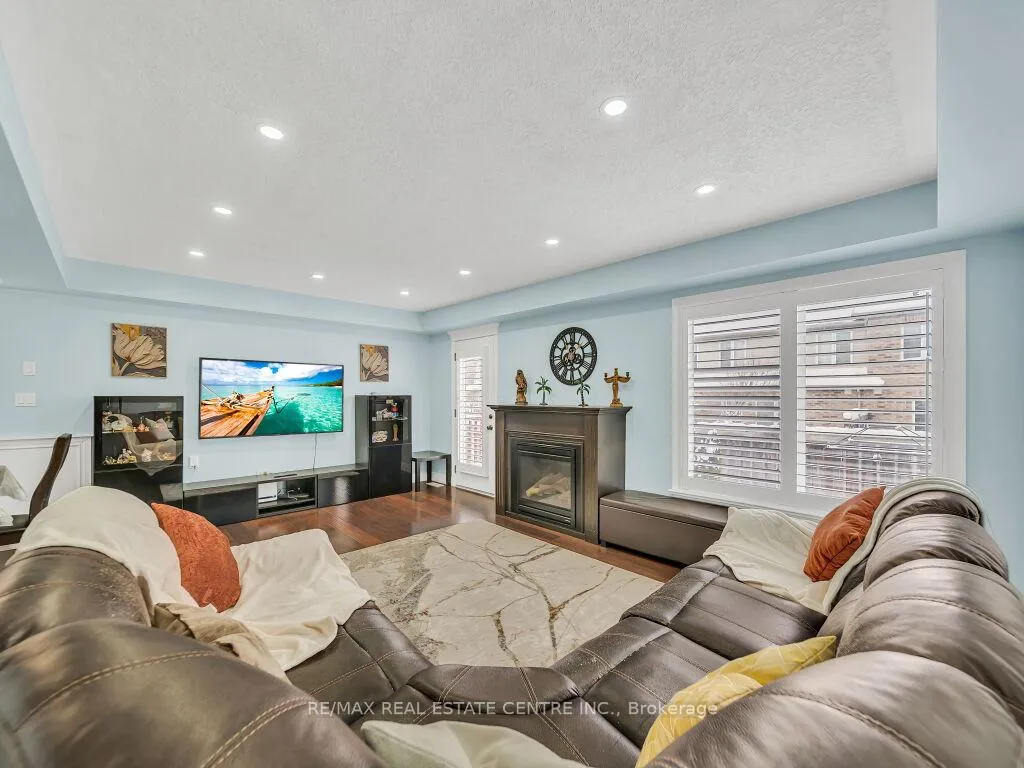 Photo 16 of 29 Amsterdam Crescent, Guelph, Pineridge/Westminster Woods — HOMEH