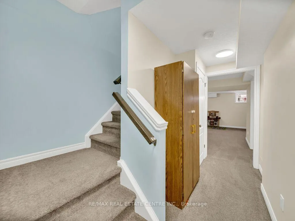 Photo 28 of 29 Amsterdam Crescent, Guelph, Pineridge/Westminster Woods — HOMEH