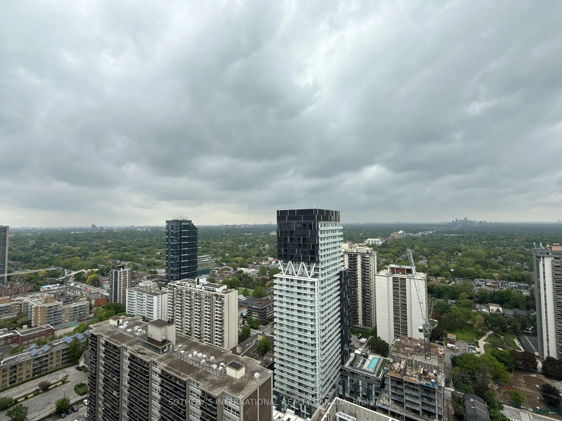 Photo 11 of Unit 3608, 200 Redpath Avenue, Toronto, Mount Pleasant East — HOMEH