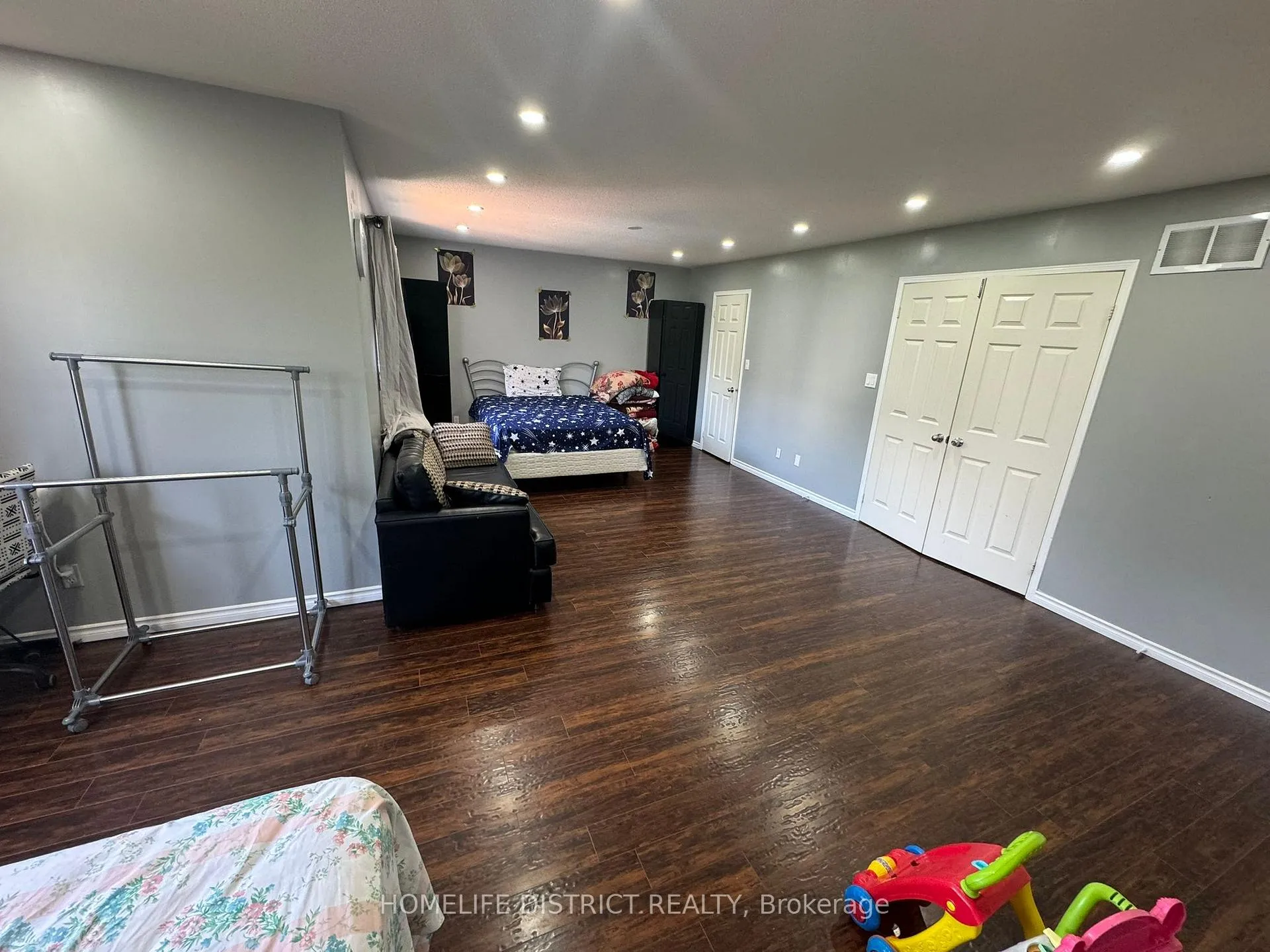 Photo 53 of 1100 Ashgrove Crescent, Oshawa, Pinecrest — HOMEH