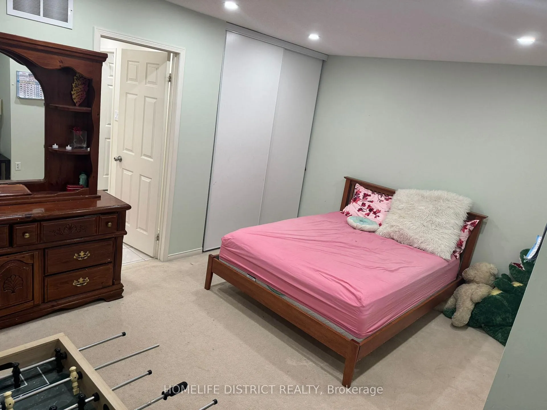 Photo 54 of 1100 Ashgrove Crescent, Oshawa, Pinecrest — HOMEH