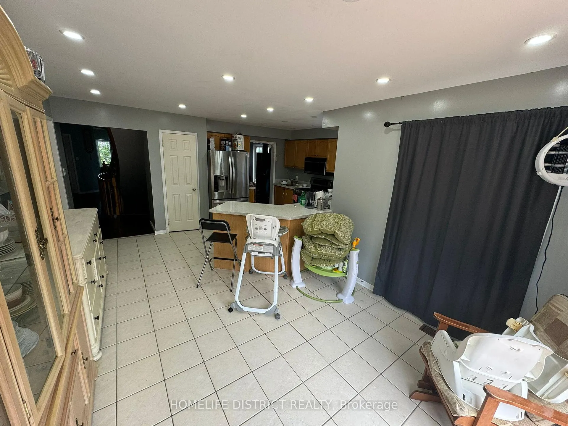 Photo 71 of 1100 Ashgrove Crescent, Oshawa, Pinecrest — HOMEH