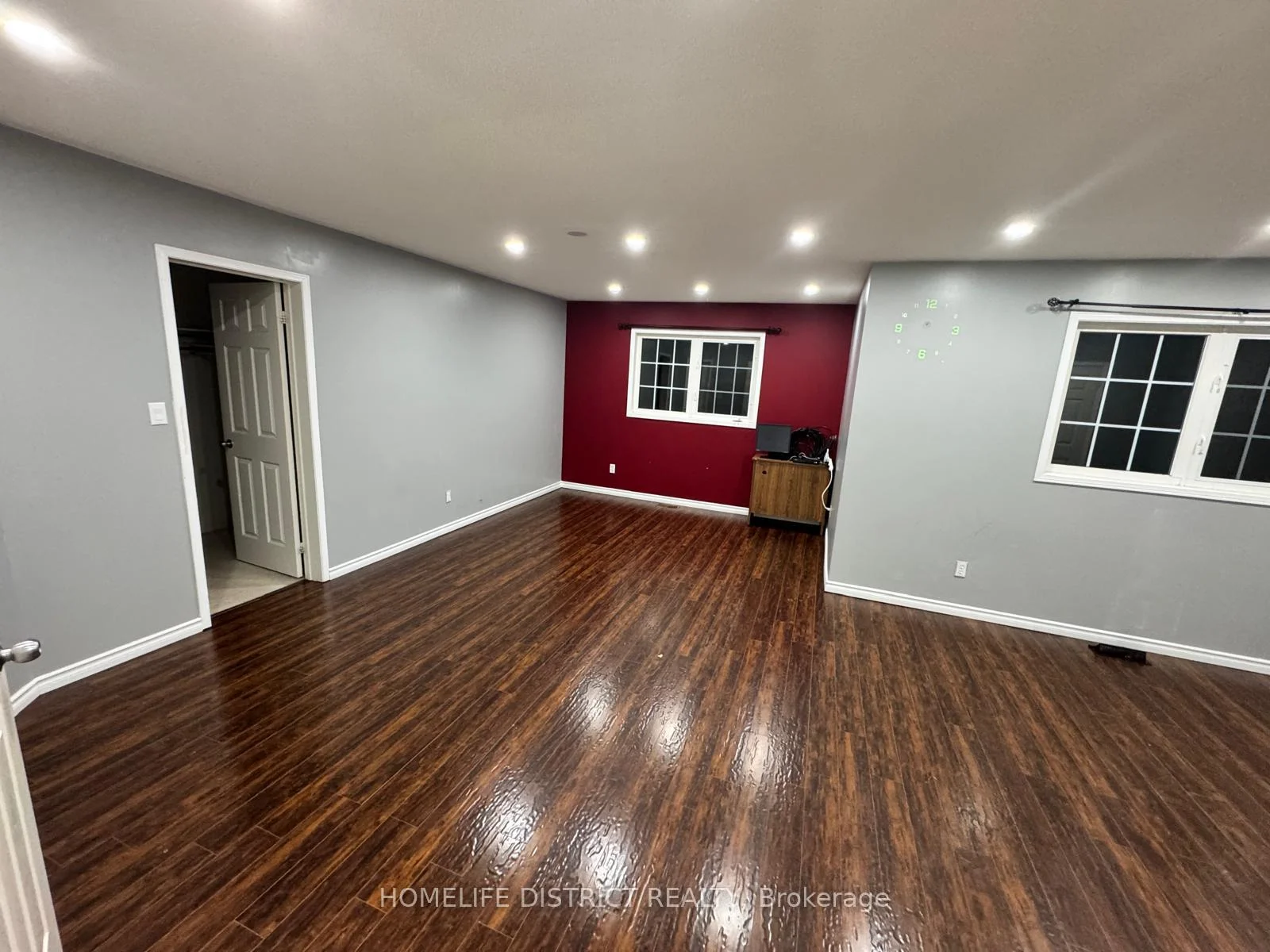 Photo 20 of 1100 Ashgrove Crescent, Oshawa, Pinecrest — HOMEH
