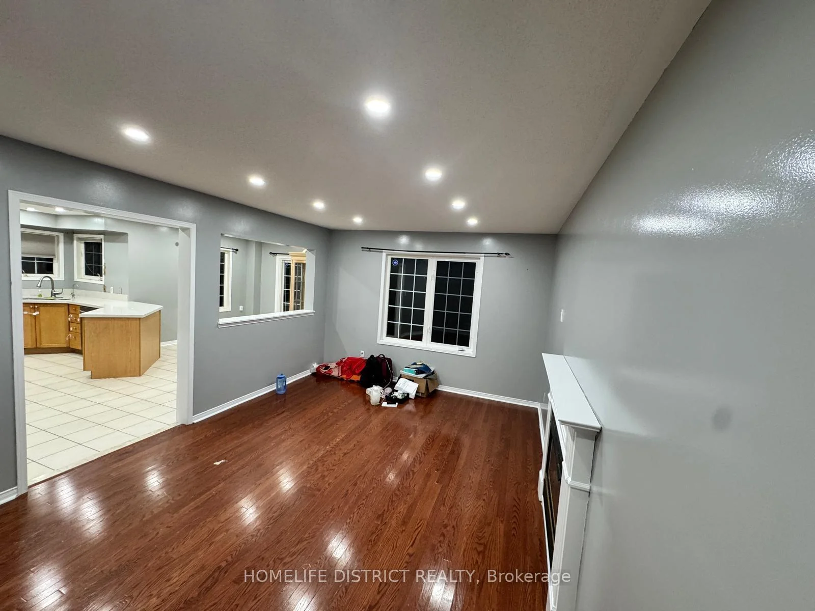Photo 33 of 1100 Ashgrove Crescent, Oshawa, Pinecrest — HOMEH