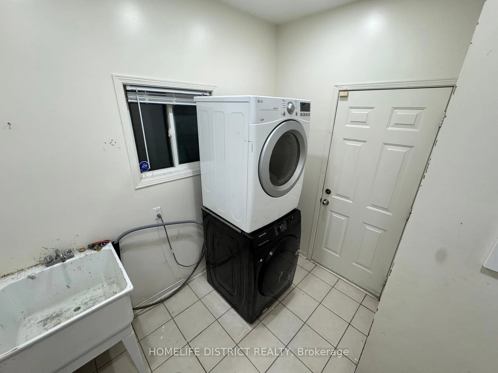 Photo 36 of 1100 Ashgrove Crescent, Oshawa, Pinecrest — HOMEH