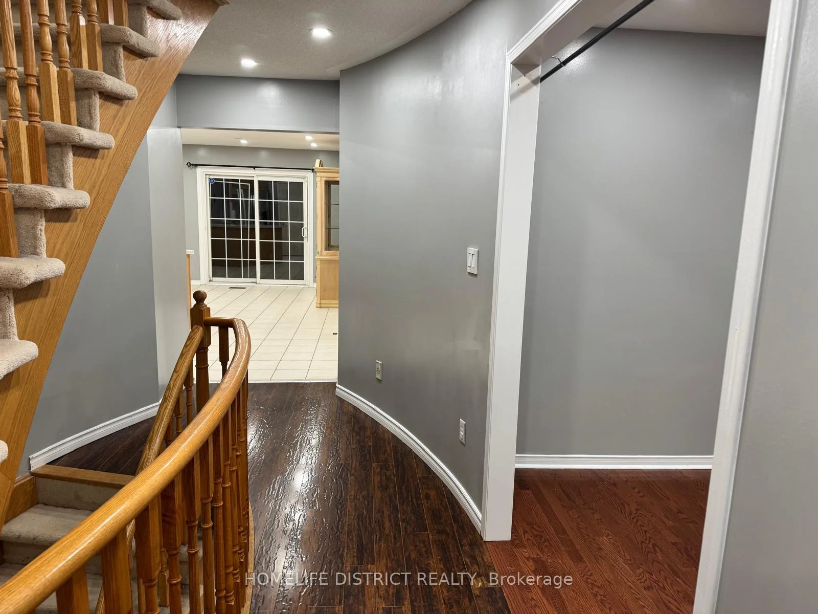 Photo 45 of 1100 Ashgrove Crescent, Oshawa, Pinecrest — HOMEH
