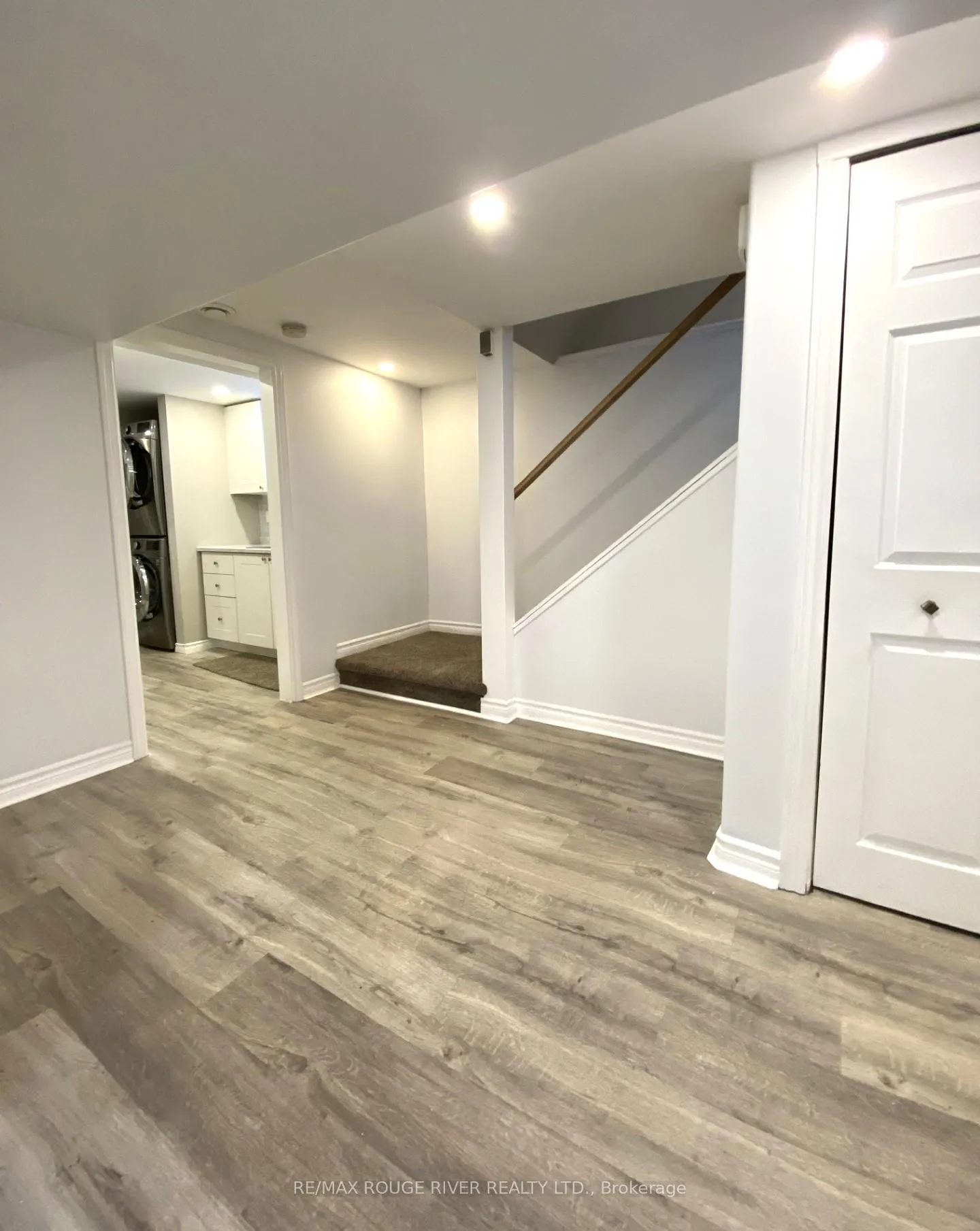 Photo 4 of 457 B Marion Street, Cobourg — HOMEH