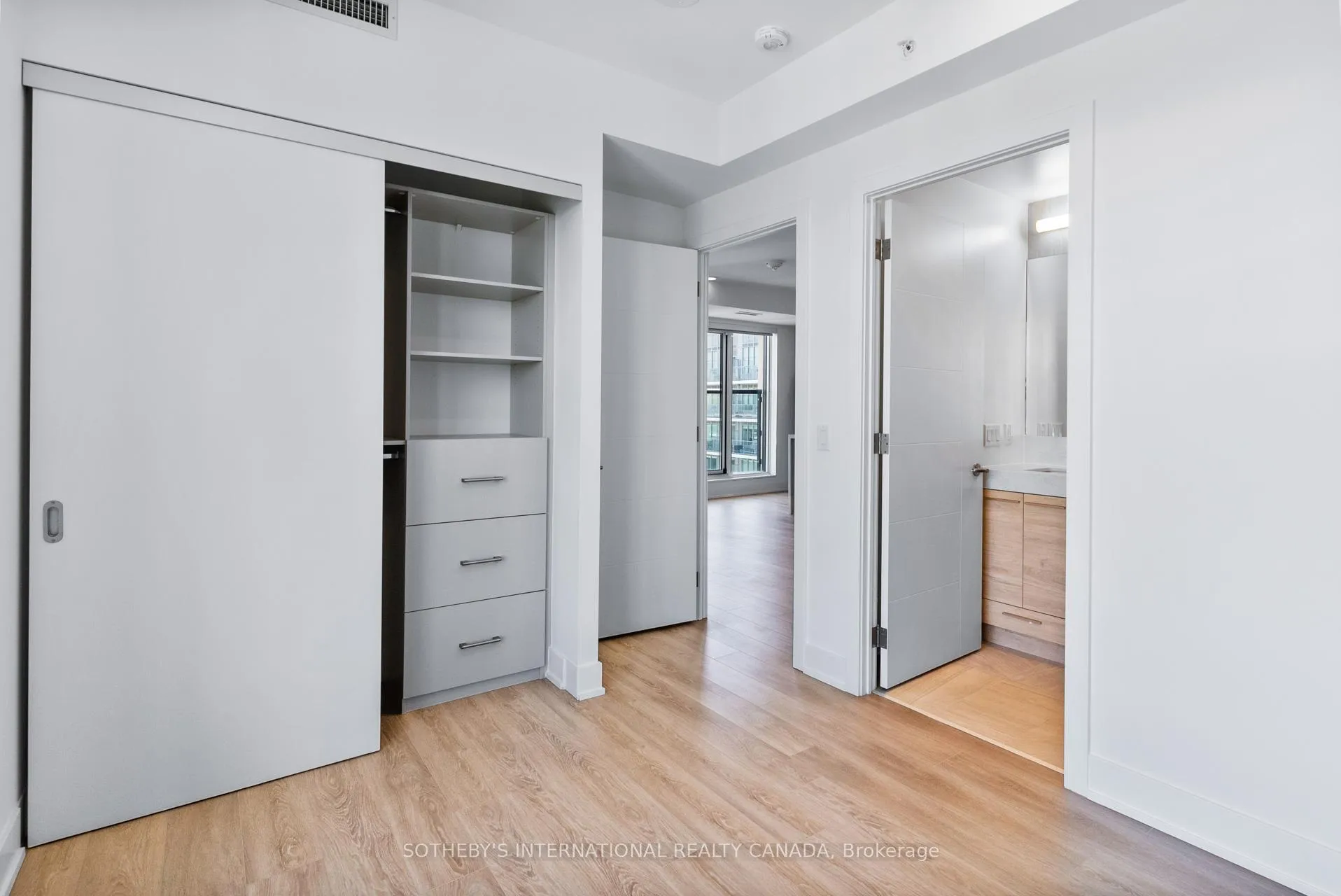 Photo 17 of Unit PH05, 200 Redpath Avenue, Toronto, Mount Pleasant East — HOMEH