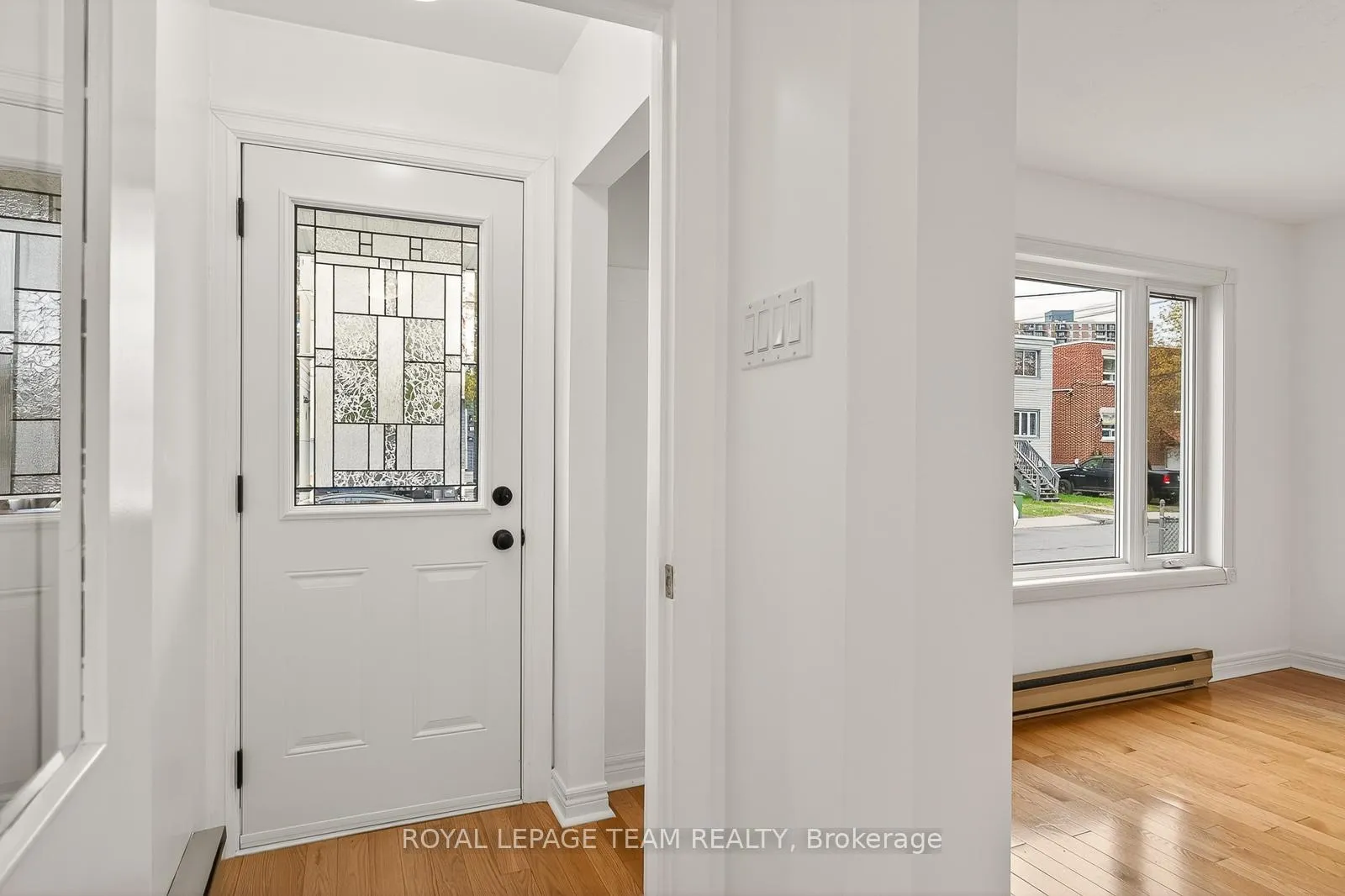 Photo 3 of 264 Ste Anne Avenue, Ottawa, Vanier — HOMEH