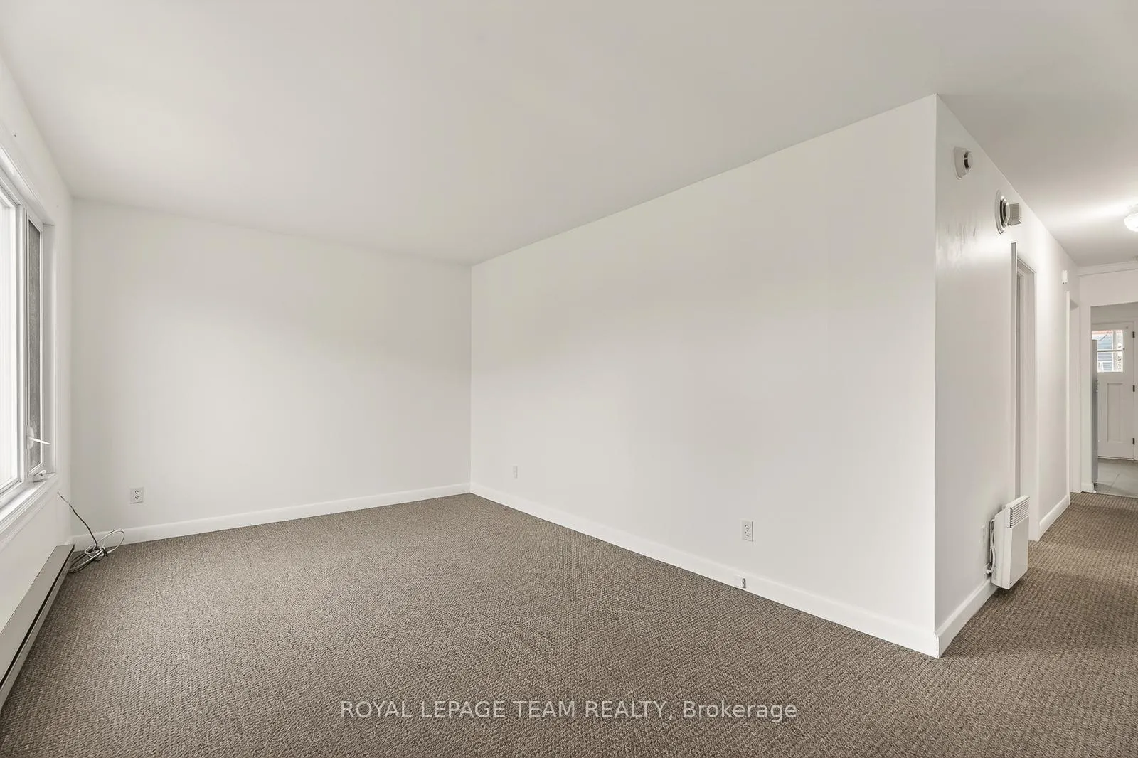 Photo 33 of 264 Ste Anne Avenue, Ottawa, Vanier — HOMEH