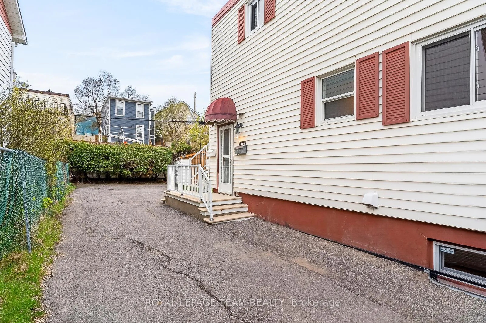 Photo 38 of 264 Ste Anne Avenue, Ottawa, Vanier — HOMEH