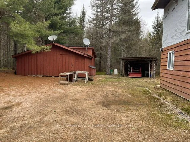 Photo 4 of 796 Scarlett Road, Machar — HOMEH