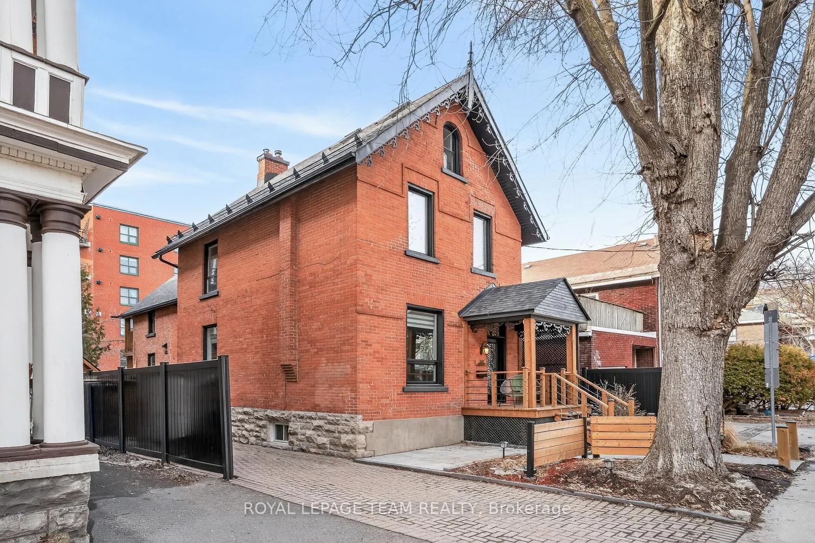 Photo 1 of 349 Frank Street, Ottawa, Ottawa Centre — HOMEH