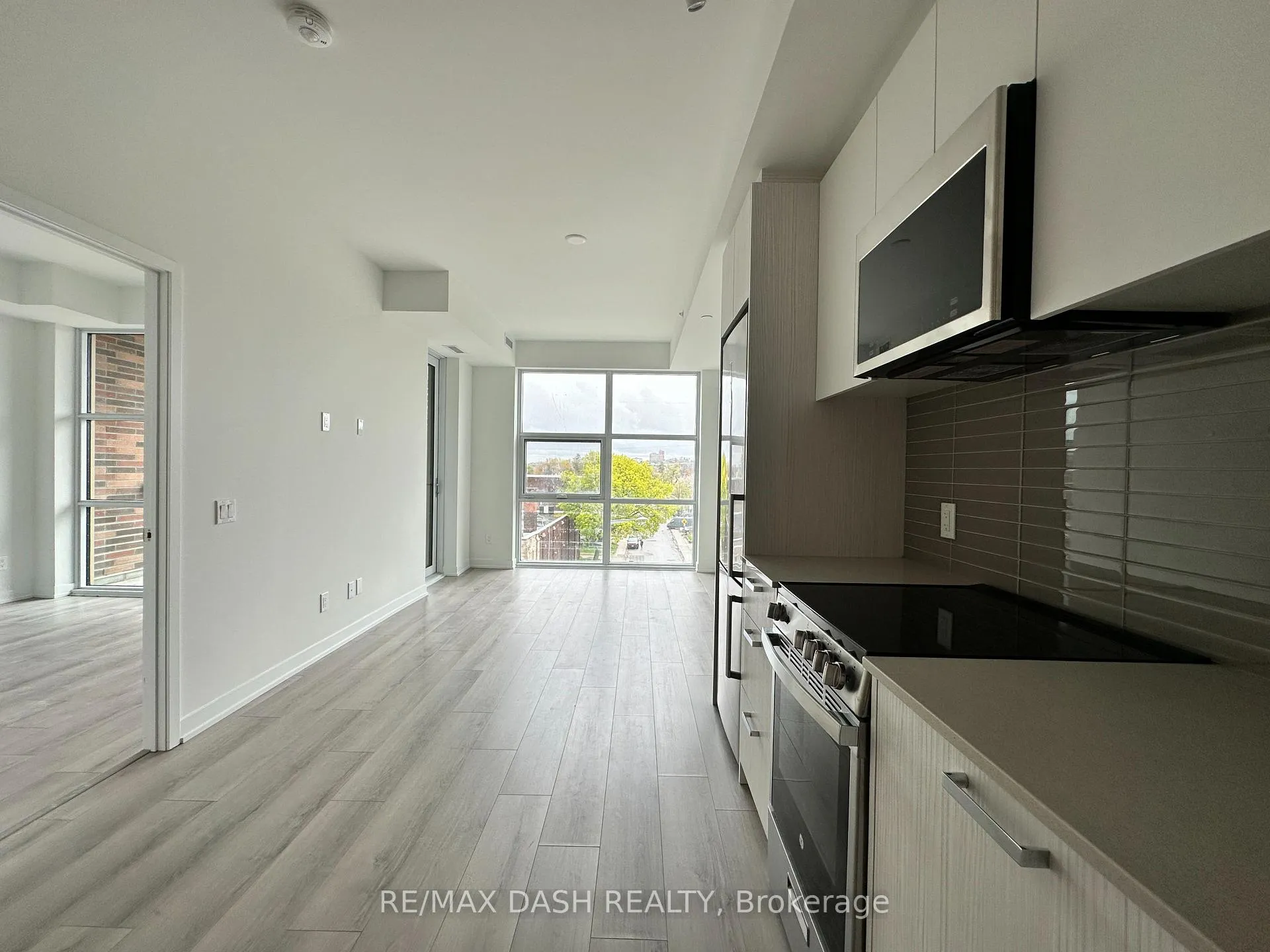 Photo 16 of Unit 420, 1787 St. Clair Avenue W, Toronto, Weston-Pellam Park — HOMEH