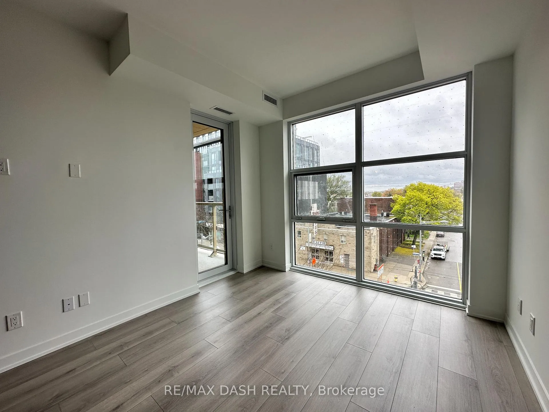Photo 18 of Unit 420, 1787 St. Clair Avenue W, Toronto, Weston-Pellam Park — HOMEH