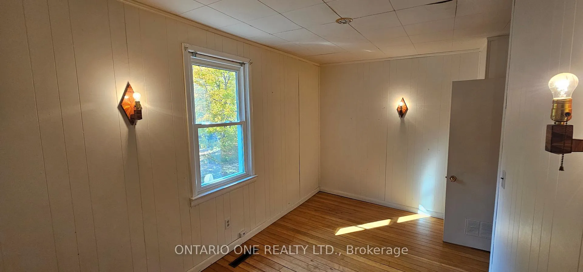 Photo 13 of 1479 11 Highway S, Gravenhurst, Morrison — HOMEH