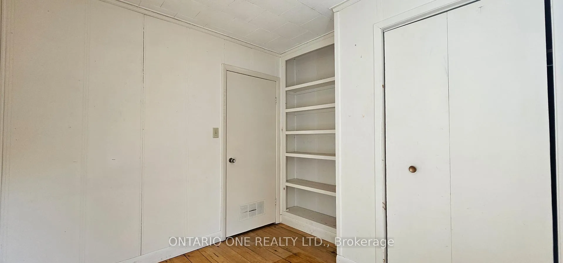 Photo 17 of 1479 11 Highway S, Gravenhurst, Morrison — HOMEH