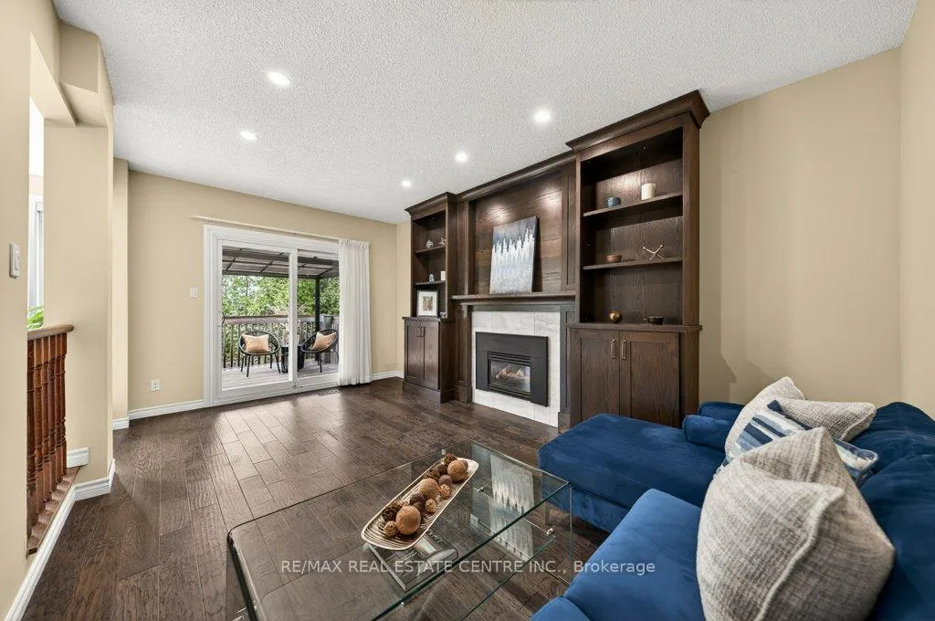 Photo 13 of 40 Old Maple Lane, Kitchener — HOMEH