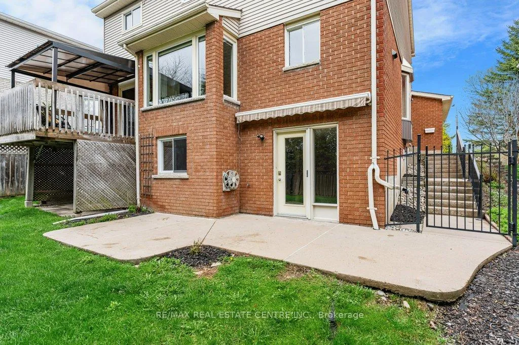 Photo 41 of 40 Old Maple Lane, Kitchener — HOMEH