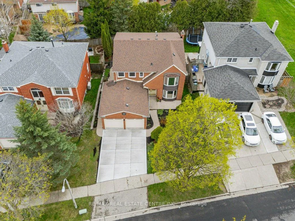 Photo 43 of 40 Old Maple Lane, Kitchener — HOMEH