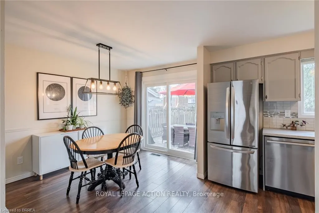 Photo 8 of 24 Hallmark Street, Brantford — HOMEH